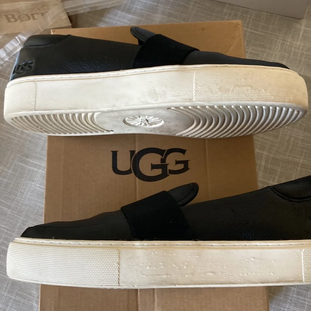 UGG size 9 Leather Slip Ons worn maybe twice. They’re to small for me. - Picture 4 of 9